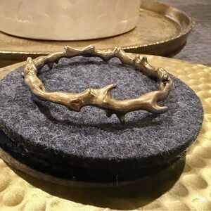 Vintage Gold Branch Design Bracelet